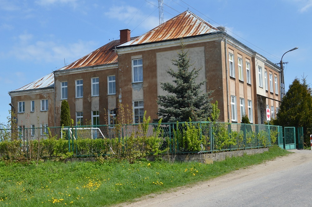 Szkoła w Rydzewie